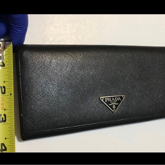 Prada Wallet - Picture 2 of 12
